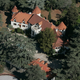Illustration for article titled Hey, creeps: You can now buy the mansion where Phil Spector murdered Lana Clarksonem/em